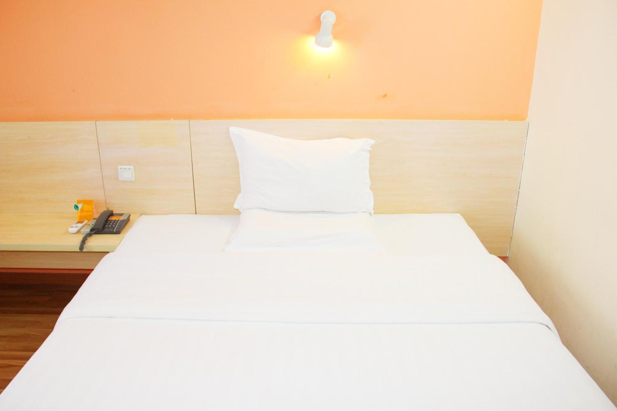 7Days Inn Beijing Shunyi Development Zone Xiandai Auto Mall Exteriör bild